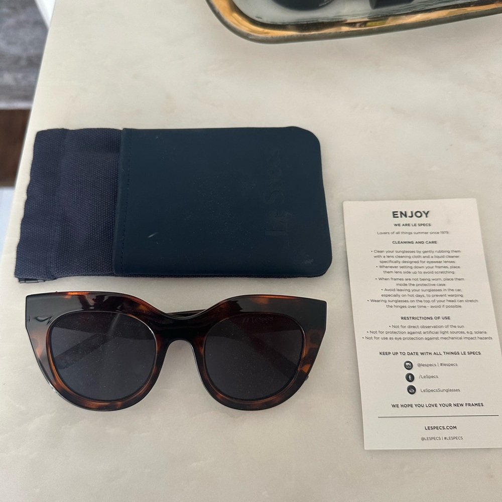 Le Specs Brown Cat-Eye Sunglasses